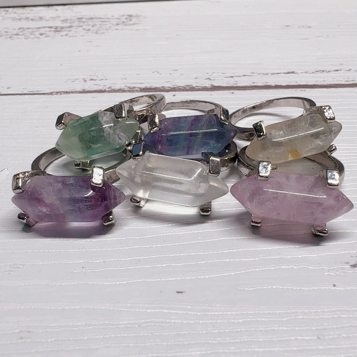 ✧学業成就の石✧　フローライト　◆霊力注入済　集中力・記憶力・直感・創造性 ✧学業成就の石✧フローライト❂霊力注入済集中力・記憶力・直感