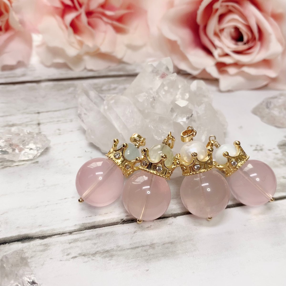 ペンダント」【人気の王冠シリーズ】k24gp 女王の薔薇 ─ スターローズ