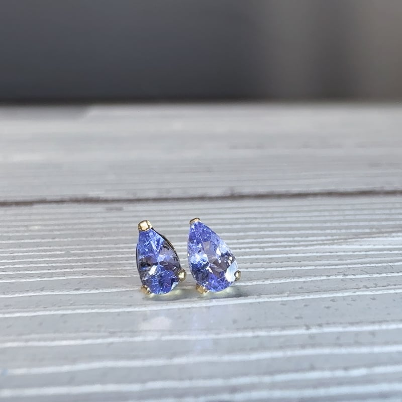 ピアス］タンザナイト 18金 0.3ct ティアドロップ | pundarika