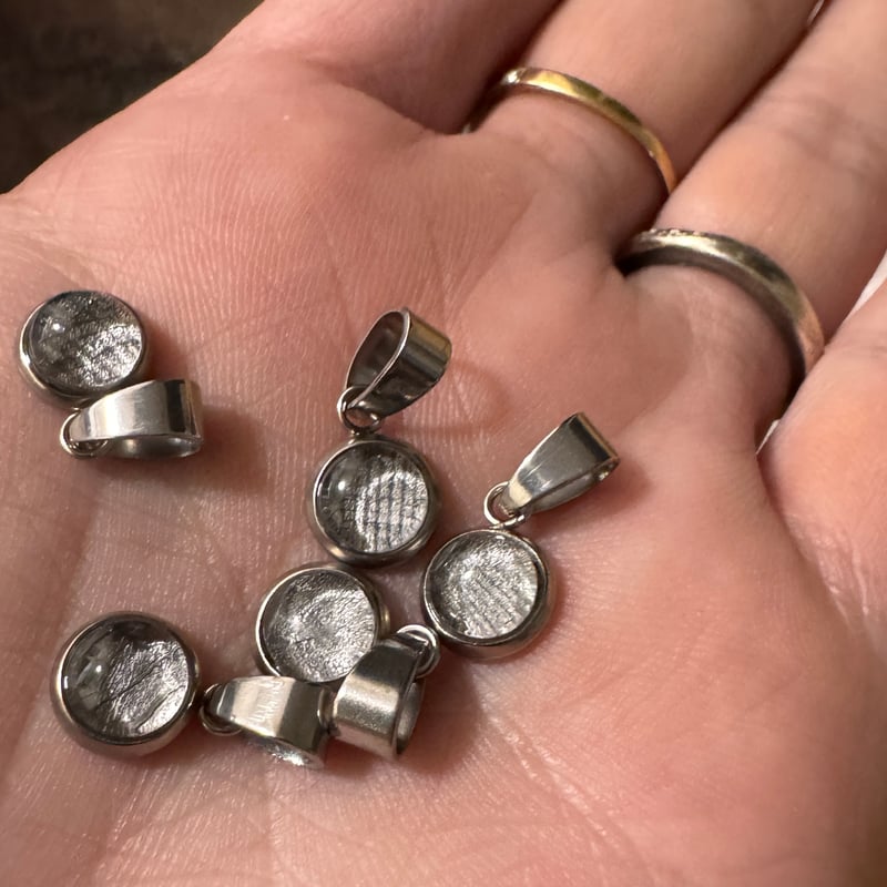 ペンダント】アルタイ隕石 7.8mm | pundarika