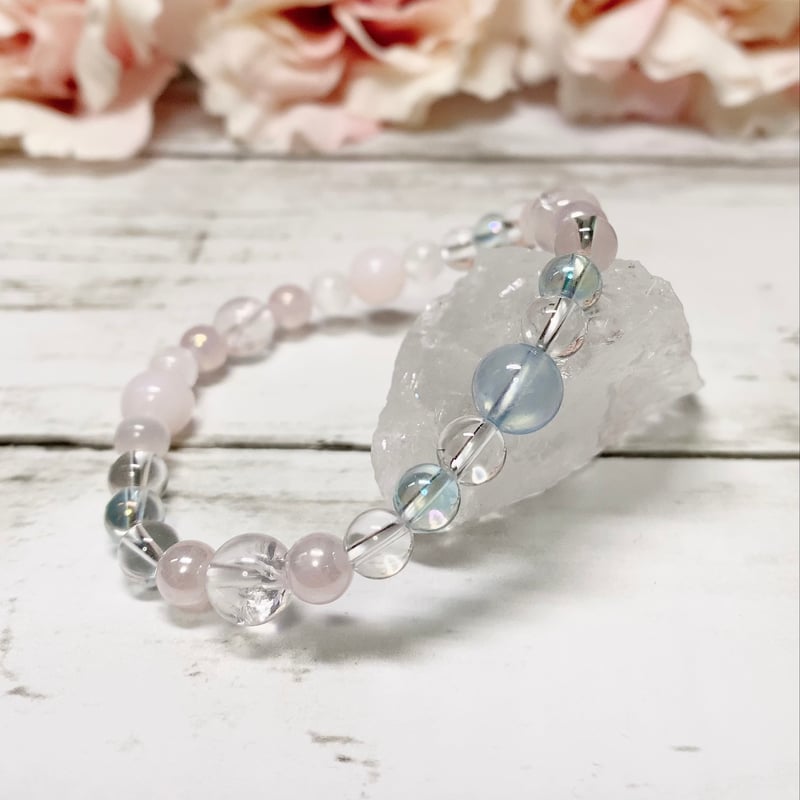 心の潤いと愛の輝き ウォーターアクアマリンとピンクオパールの