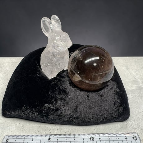 気を集める座 水晶 開運座布団 ピラミッド型