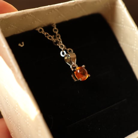 ［ペンダント］スペサルティンガーネット　0.6ct　SV925