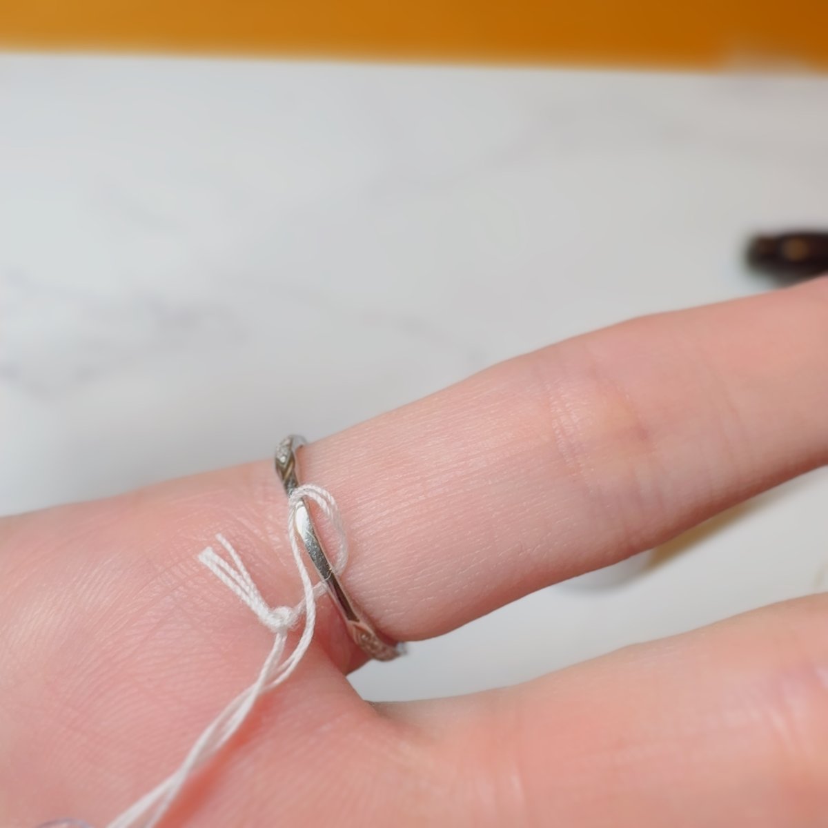 リング］PT950ツイストダイヤモンドリング 0.1ct【受注生産】【工房