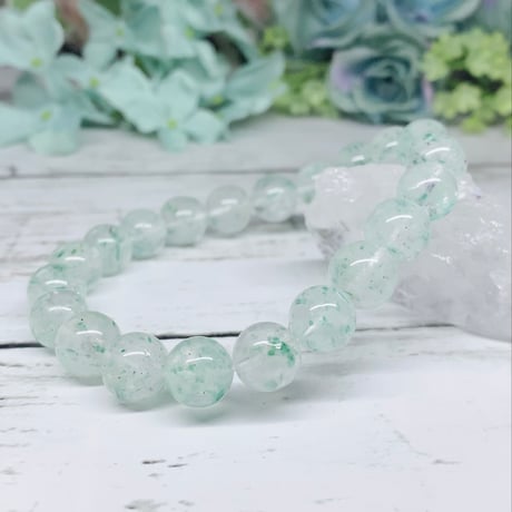 【鑑別メモ付き】【ハイクォリティ】清らかな清流と深い森　マイカクォーツシスト（フックサイトインクォーツ）10.3mm 内径約18.5cm