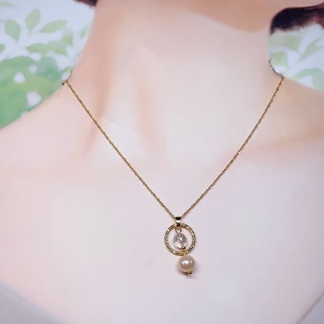 オーロラの祝福　淡水パールとレインボーオーラのピアス・ペンダント