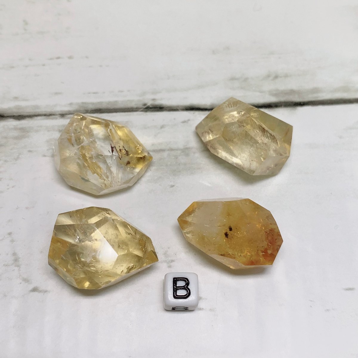 金運】【ポリッシュ】美しい天使の羽 太陽の輝き カコクセナイトイン