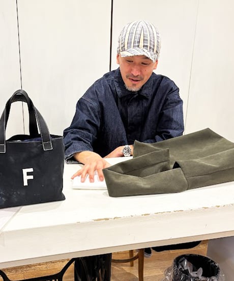 『予約販売 9月上旬発送』【 ORIYATO 】"F" CROSS BAG ( ブラック )