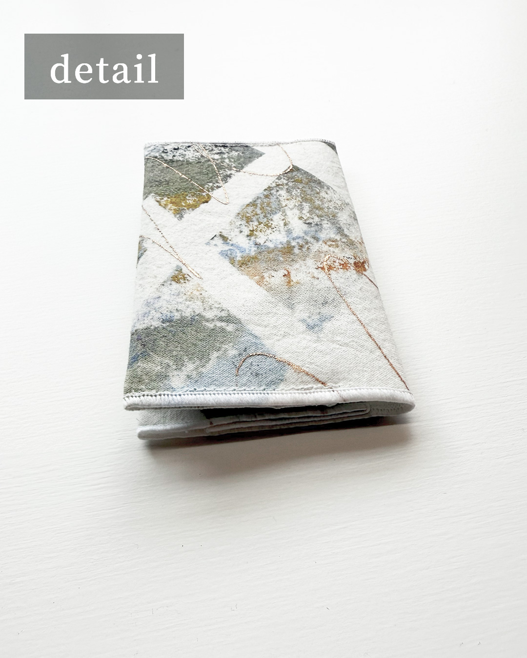 〜chic et élégant〜華やかなアレンジ✩⃛♪ケース付き セール】 【美人百花コラボ】サテンスリーブ×フラワージャガード