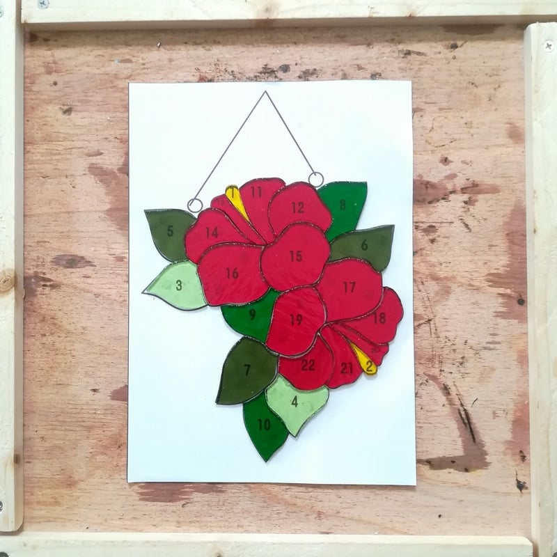 ステンドグラス4点セット カット済みキット】ステンドグラスサンキャッチャー・ワイヤーナ