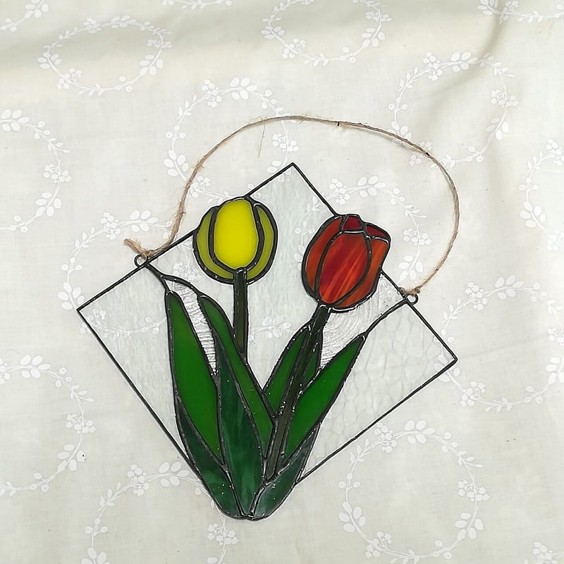 カット済みキット】チューリップのサンキャッチャー | ステンドグラス