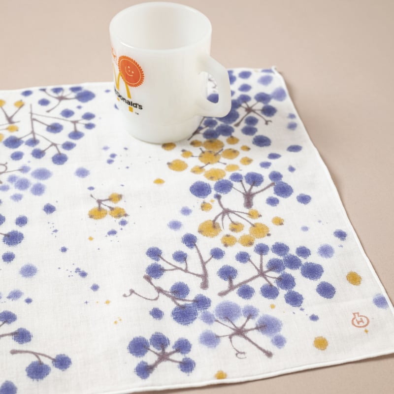 ガーゼハンカチ / サンキライ / 手描き染め | 染め屋ひよこまめ