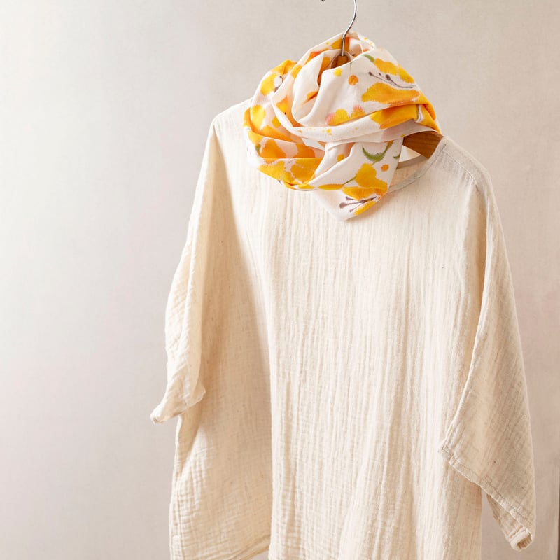 手ぬぐい / 蝶にヤマユリ / 伊勢木綿 | 染め屋ひよこまめ