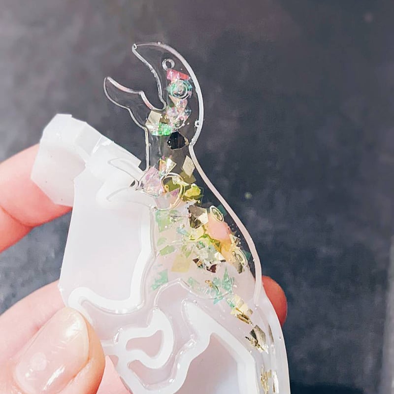 レジンで固めるキラキラキーホルダーづくり(2こセット)12/17(日) @大森  