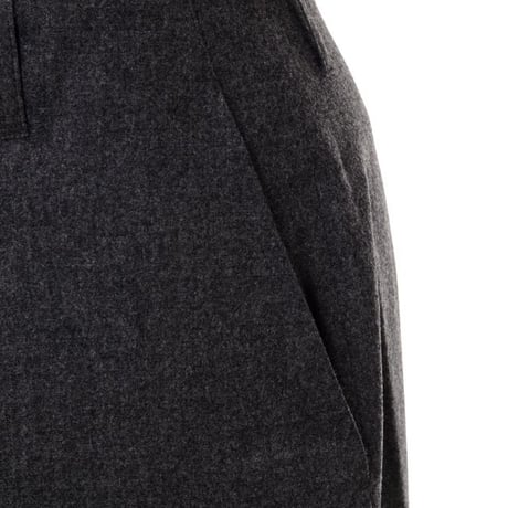 プルーンゴールドシュミット prune goldschmidt クロップドタックパンツ ウールカシミア ソフトグレー