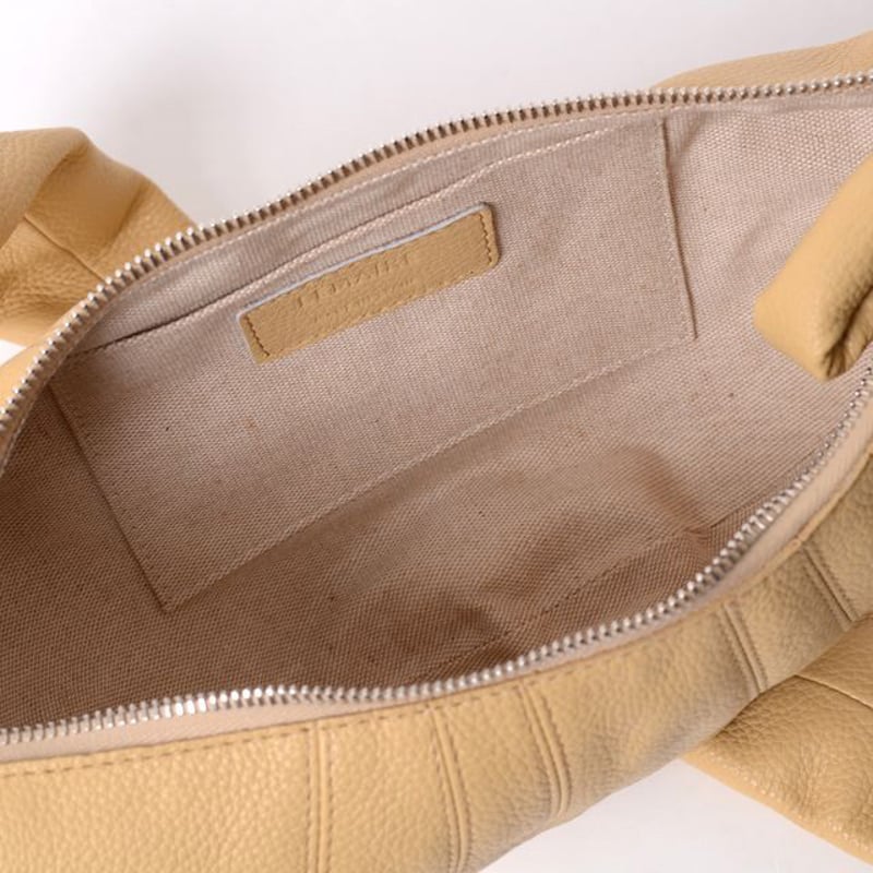 ルメール LEMAIRE スモールクロワッサンバッグ 牛革 シーシェル ルメール LEMAIRE スモールクロワッサンバッグ 牛革 シーシェル
