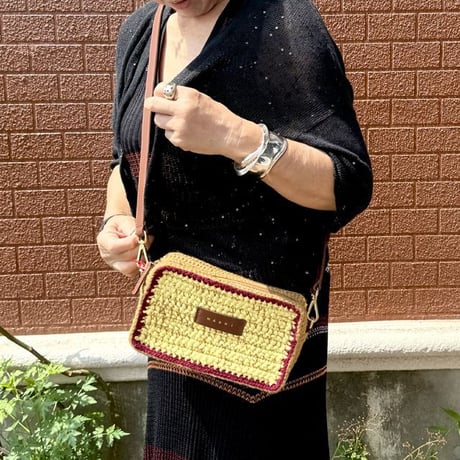 マルニ Marni クロッシェカメラバッグ ウールなど イエローブラウン 正規取扱