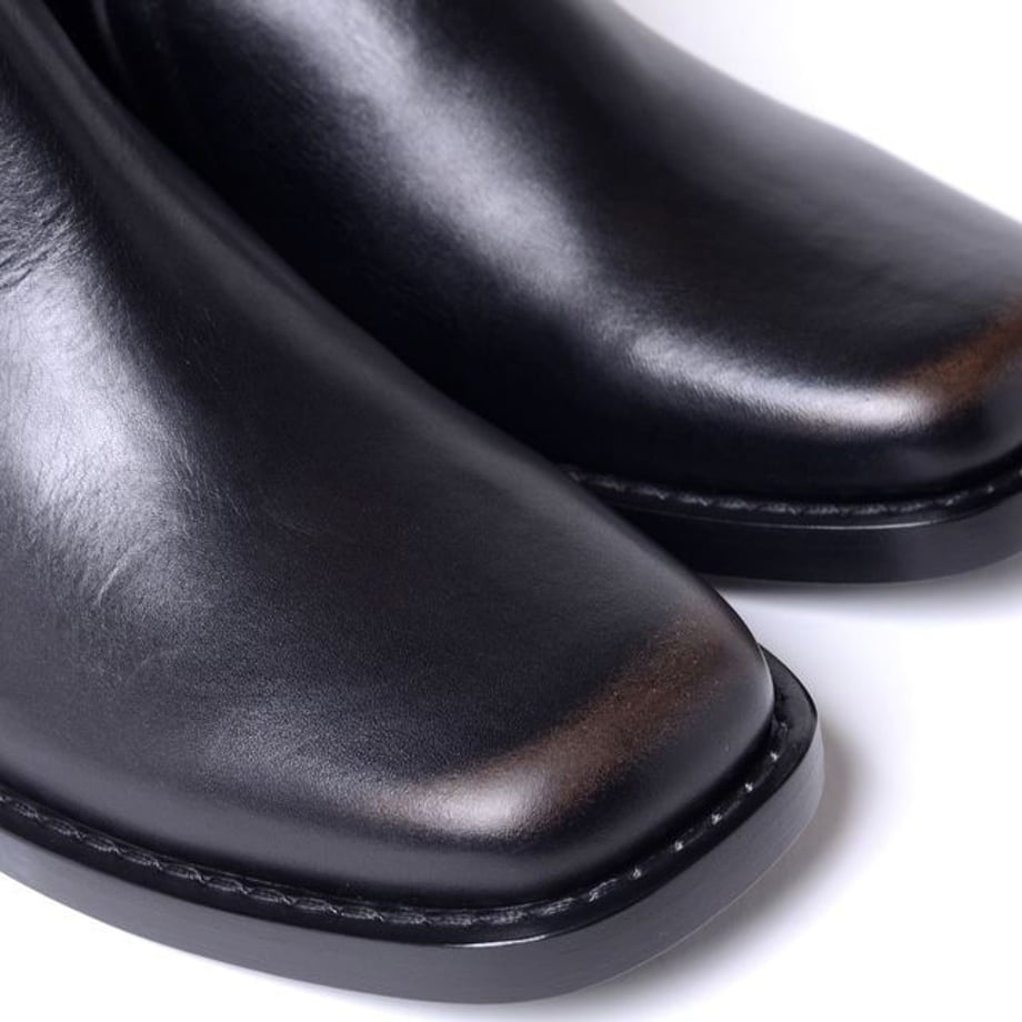 5dc3c3b3656c08534b51d9bc