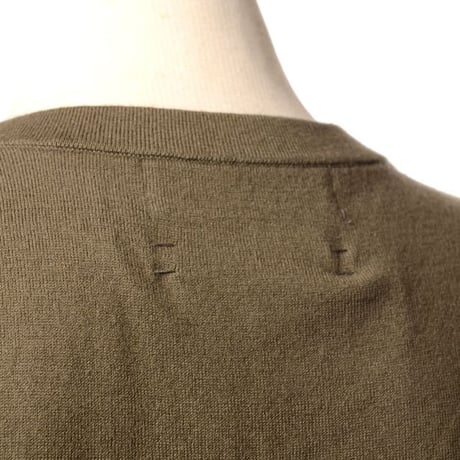 エクストリームカシミヤ extreme cashmere x cleanVネック半袖カットソー コットンカシミヤ アーミー 正規取扱