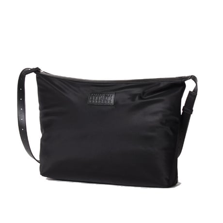 エムエムシックス メゾンマルジェラ MM6 MAISON MARGIELA ニューメリッククロスボディバッグ ナイロン ブラック 正規取扱