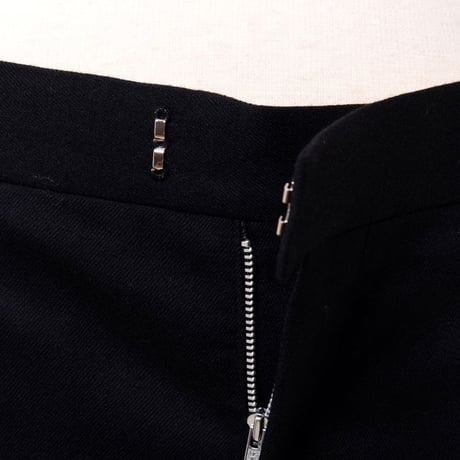 スタジオヨコ Studio yoCo 美脚シルエットくるぶし丈パンツ ウールストレッチ ブラック