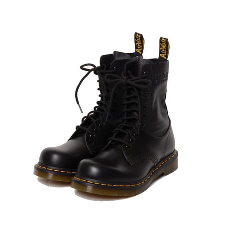 エムエムシックス メゾンマルジェラ MM6 MAISON MARGIELA レディース ドクターマーチンブーツ 牛革 ブラック