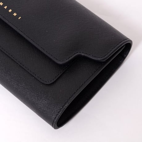 マルニ Marni フラップ付き長財布 サフィアノーレザー ブラック