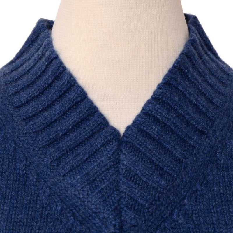 極上カシミヤ　Pringle of Scotland ネイビー　スコットランド製 プリングル PRINGLE OF SCOTLAND Vネックセーター カシミア ナイト