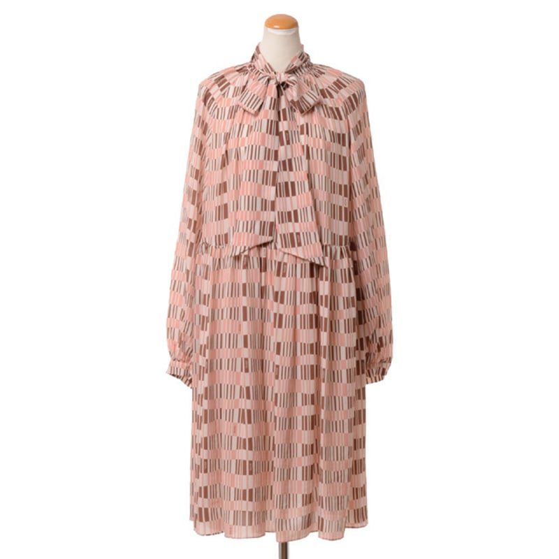 ロシャス ROCHAS ボウタイ付き長袖ワンピース シルク ベージュ ロシャス ROCHAS ボウタイ付き長袖ワンピース シルク ベージュ