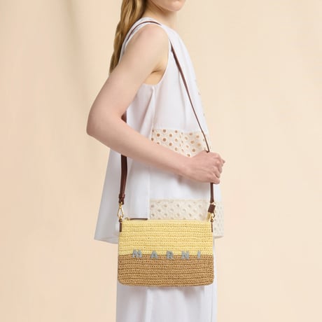 マルニ Marni Seaside ポーチ ペーパーラフィア製 イエロー＆ブラウン 正規取扱