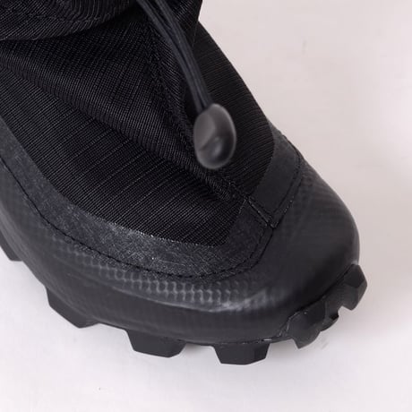 エムエムシックス メゾンマルジェラ MM6 MAISON MARGIELA レディース サロモンクロスクロ―シューズ アウトドアプレインエア ブラック