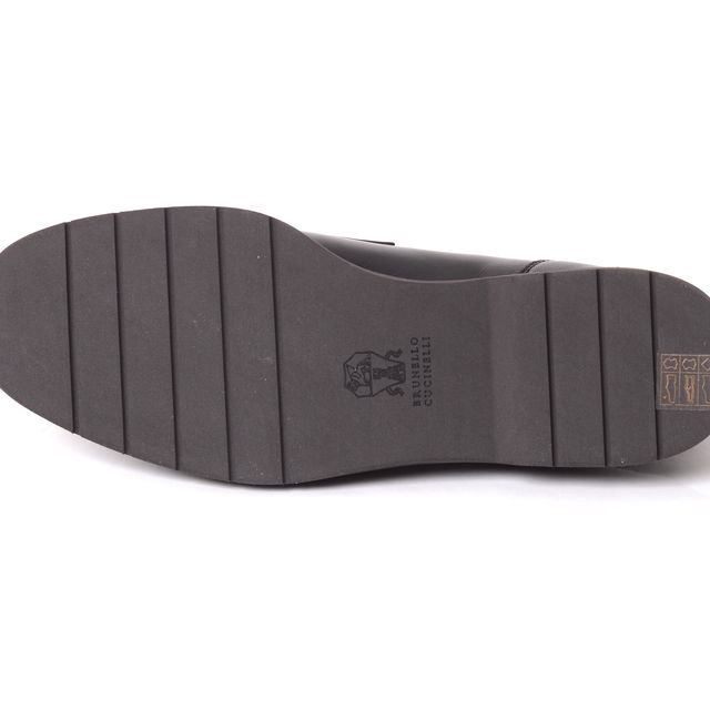 ブルネロクチネリ Brunello Cucinelli モニーレ付きローファー