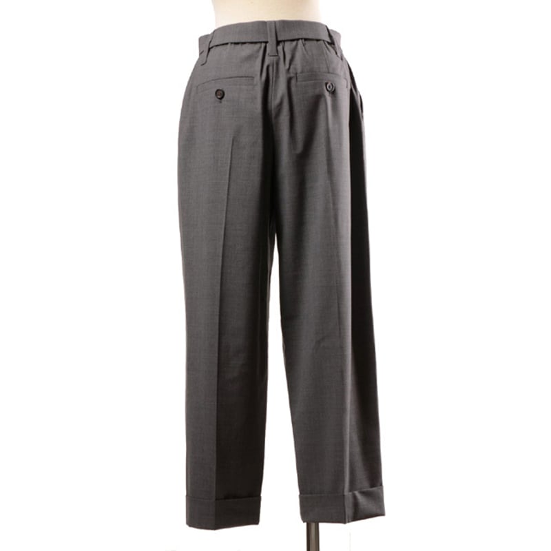 ブルネロクチネリ　44サイズ　パンツ　ボトムス　グレー ブルネロクチネリ Brunello Cucinelli ベルト付きタックパンツ