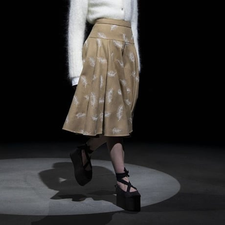アーデム ERDEM フレアースカート ウールなど 羽刺繍ベージュ
