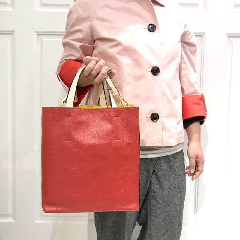マルニ Marni ショッピングバッグ カーフレザー ベージュレッドピンク マルニ Marni ショッピングバッグ カーフレザー ベージュレッドピンク
