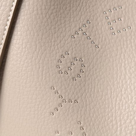 ステラマッカートニー stella mccartney ロゴクロスボディスタッズトートバッグ ヴィーガン素材 グレージュ