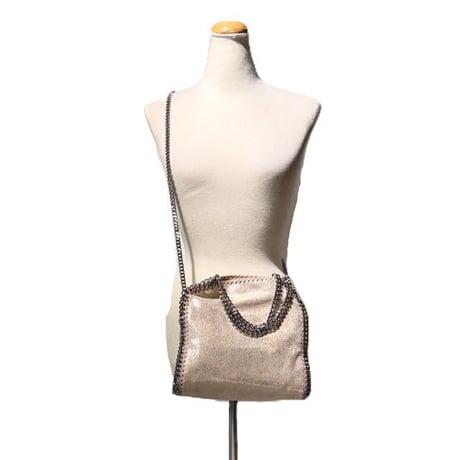 ステラマッカートニー stella mccartney ファラベラミニバッグ 光沢のあるドット仕上げのヴィーガン素材 ブラッシュ（ゴールド） 正規取扱