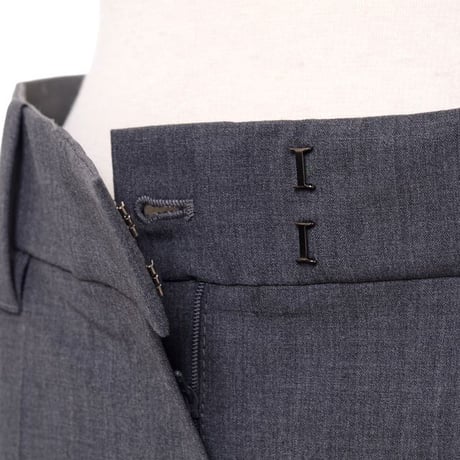 ブルネロクチネリ Brunello Cucinelli ストレートラインパンツ ウールストレッチ グレー