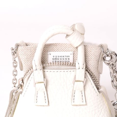 メゾン マルジェラ Maison Margiela 5ACクラシックミニチャーム レザーなど ホワイト