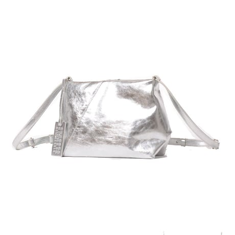 エムエムシックス メゾンマルジェラ MM6 MAISON MARGIELA ジャパニーズフォルデッドショルダーバッグ 牛革 シルバー 正規取扱