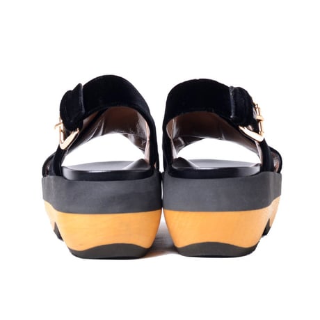 マルニ Marni 厚底サンダル ベルベットなど ブラック