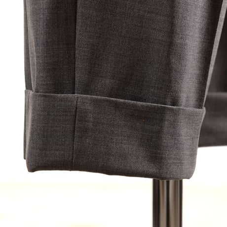 ブルネロクチネリ Brunello Cucinelli ベルト付きタックパンツ トロピカルウール グレー