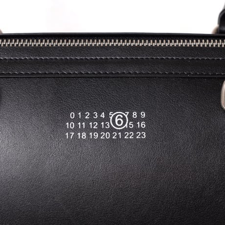 エムエムシックス メゾンマルジェラ MM6 MAISON MARGIELA バウレットバッグミディアム 牛革 ブラック 正規取扱