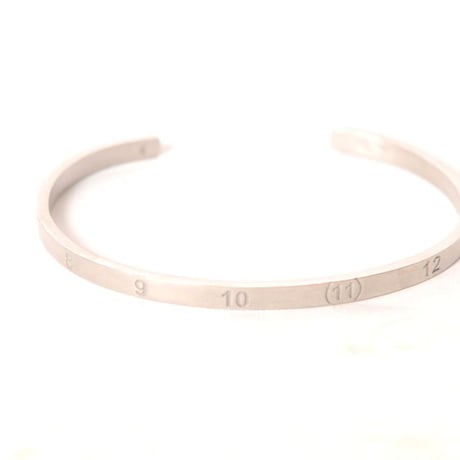 メゾン マルジェラ Maison Margiela ナンバリングカフブレスレット シルバー シルバー