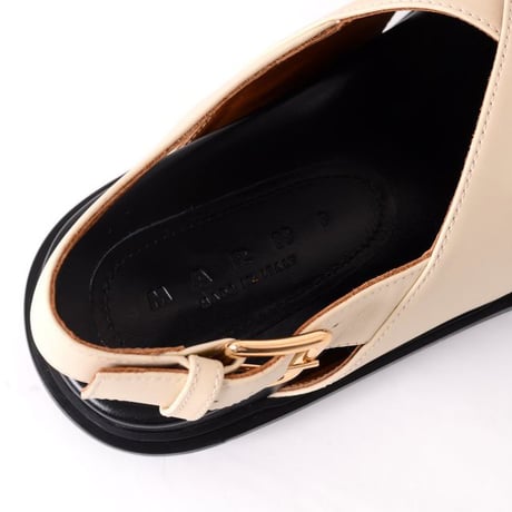 マルニ Marni フスベットサンダル 牛革 ホワイト
