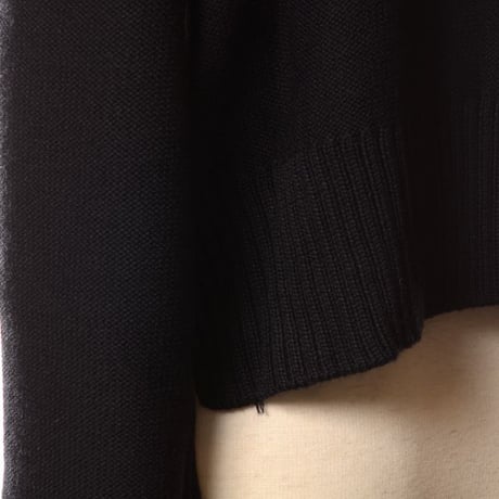エムエムシックス メゾンマルジェラ MM6 MAISON MARGIELA 切り込み入りハイネックニットセーター ウールアクリル ブラック