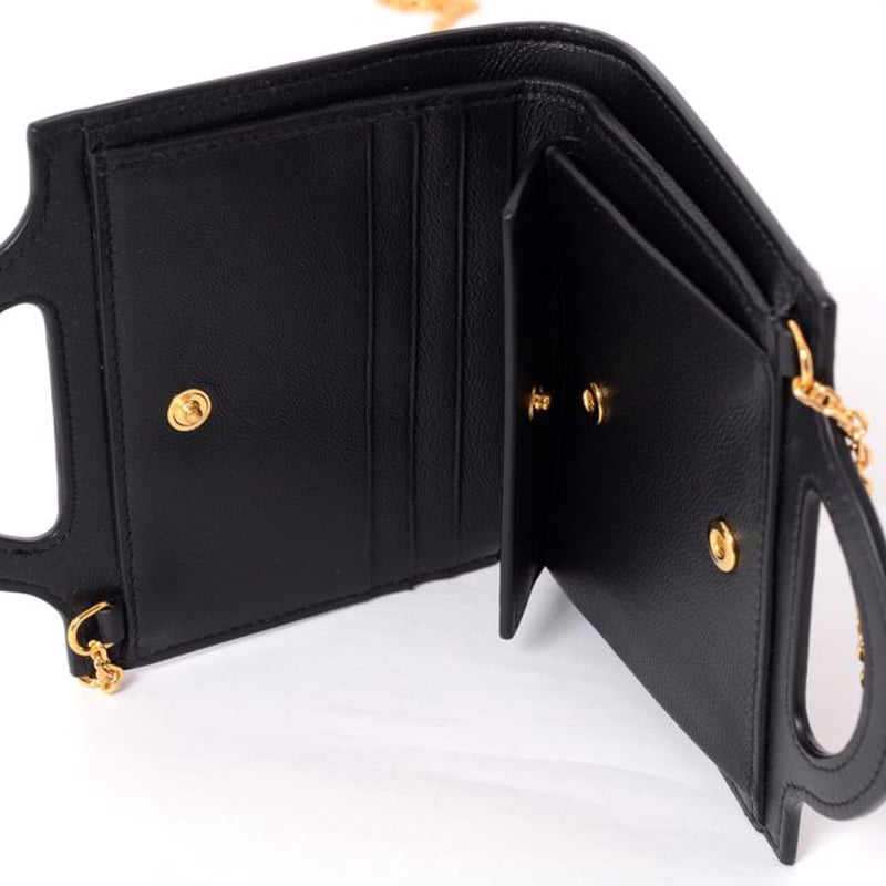 マルニ Marni チェーン付き財布 パテントレザー 水玉 | YOKOAUNTY マルニ Marni チェーン付き財布 パテントレザー 水玉 | YOKOAUNTY
