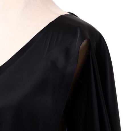 エムエムシックス メゾンマルジェラ MM6 MAISON MARGIELA Ｖネックブラウス サテン ブラック