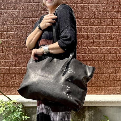 アンドゥムルメステール ann demeulemeester プリント入りトートバッグ ヴィンテージレザー ブラック 正規取扱