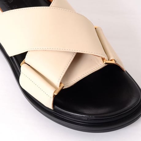 マルニ Marni フスベットサンダル 牛革 ホワイト